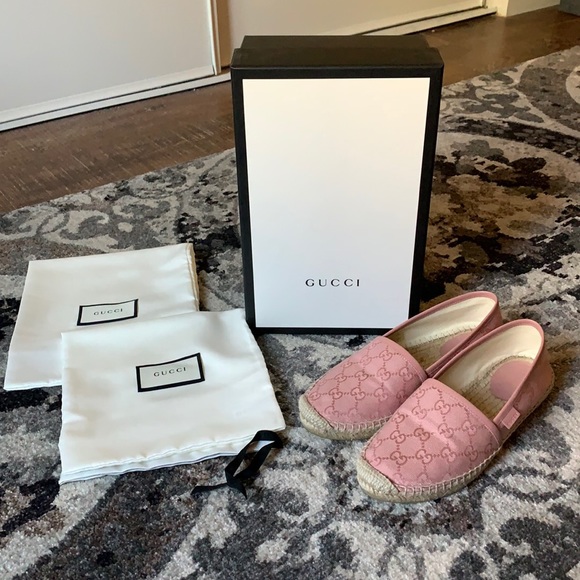 Gucci Shoes - Gucci espadrilles 😍